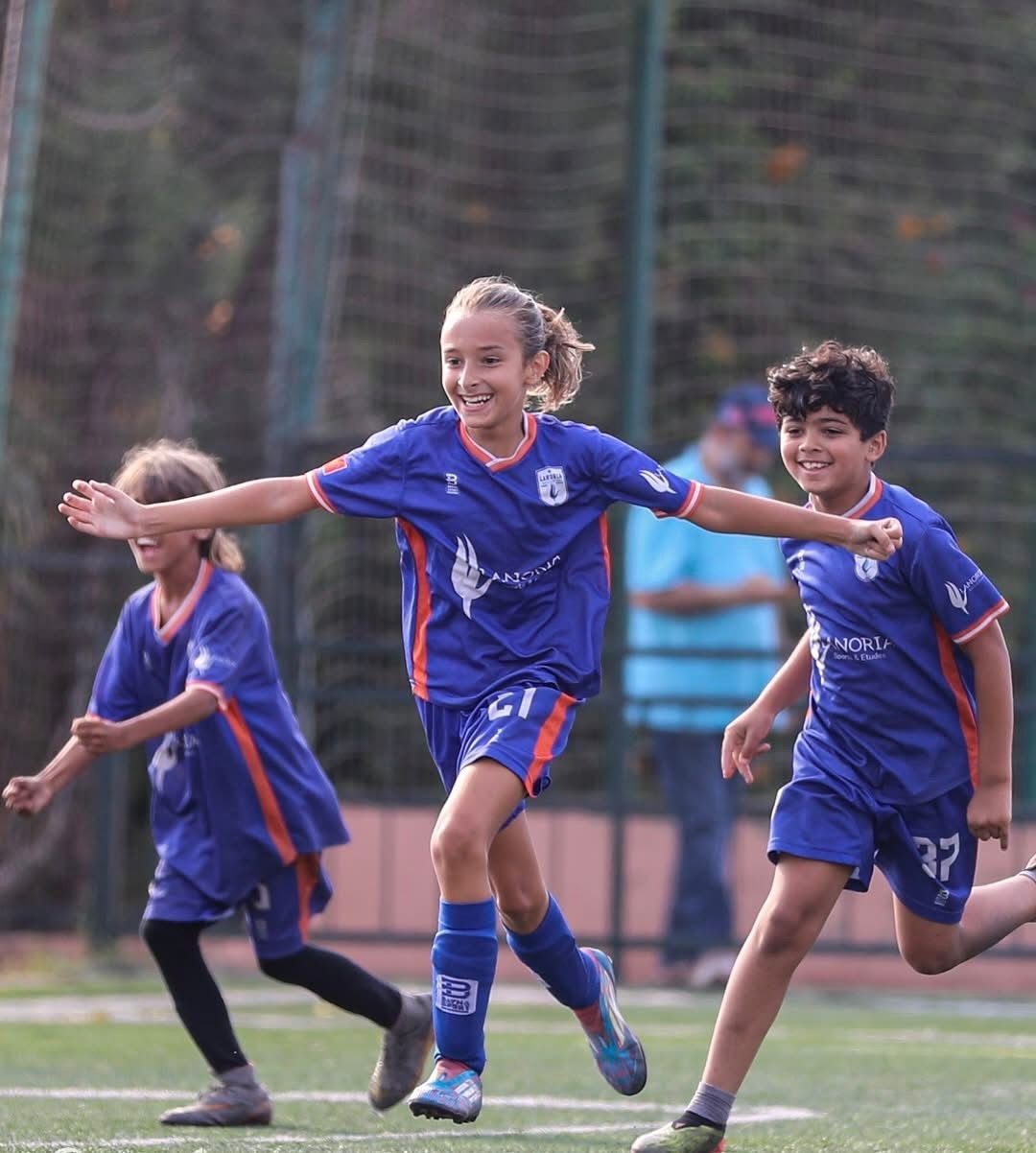 U10 – U11 · Foot à 8